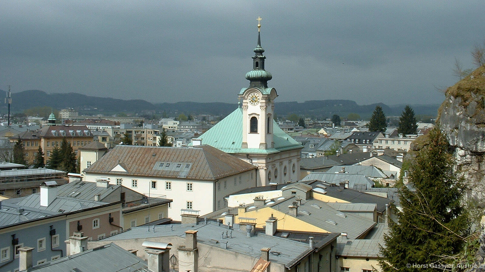 Auf dem Kapuzinerberg - Blick über Salzburg beim Aussichtspunkt am Kloster