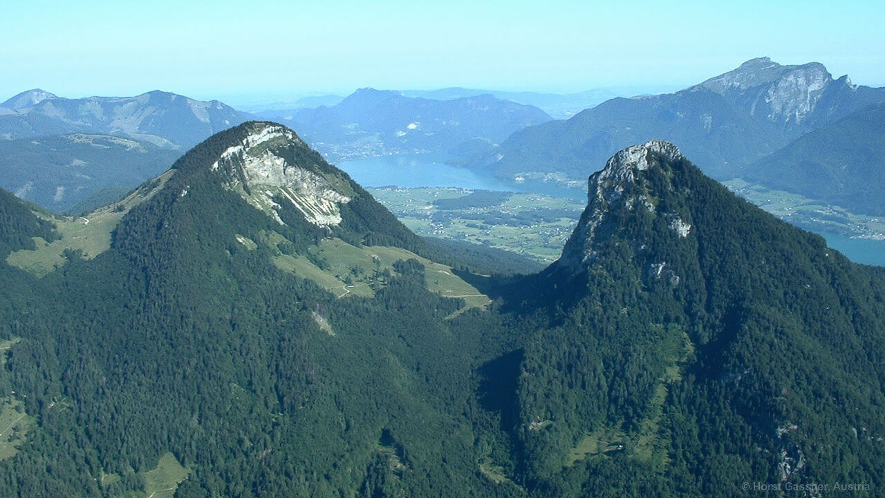 Bleckwand, Sparber und dahinter der Wolfgangsee, leider etwas dunstig