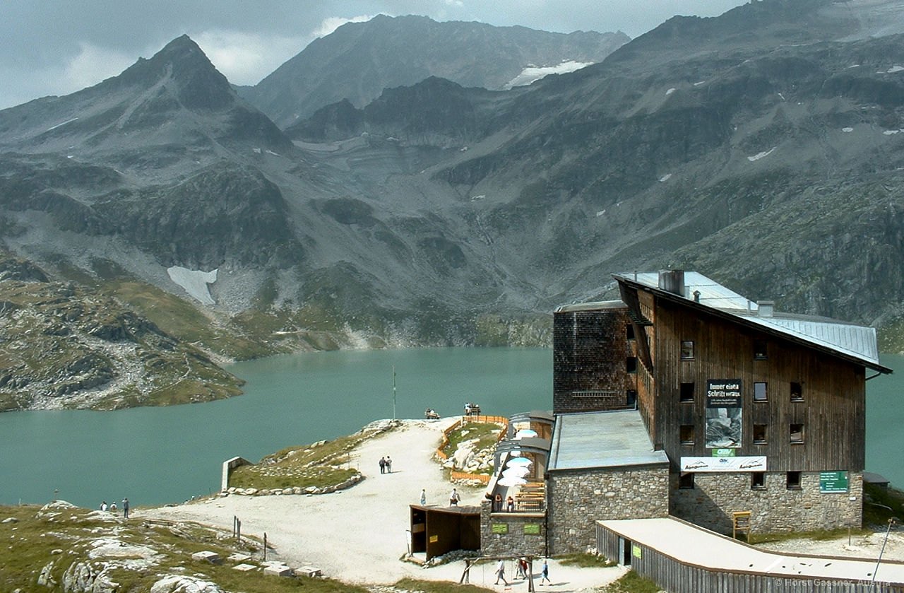 Das Alpinzentrum Rudolfshütte und der Weißsee