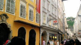 Top-Sehenswürdigkeiten in Salzburg - Mozarts Geburtsthaus in der Getreidegasse