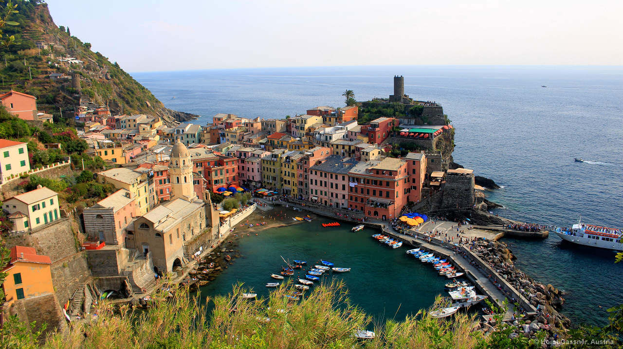 Vernazza, eines der 5 Dörfer an der ligurischen Küste