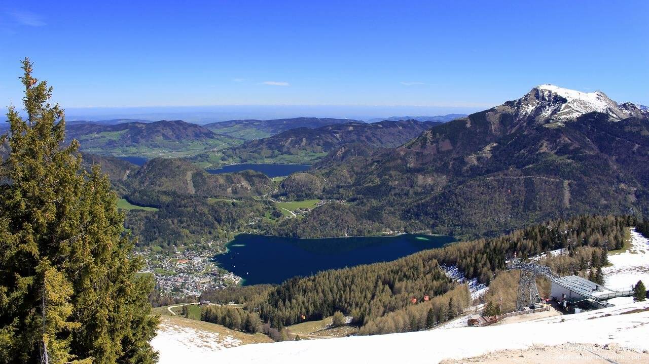 Blick vom Zwölferhorn zum Schafberg Zwölferhorn bei St. Gilgen