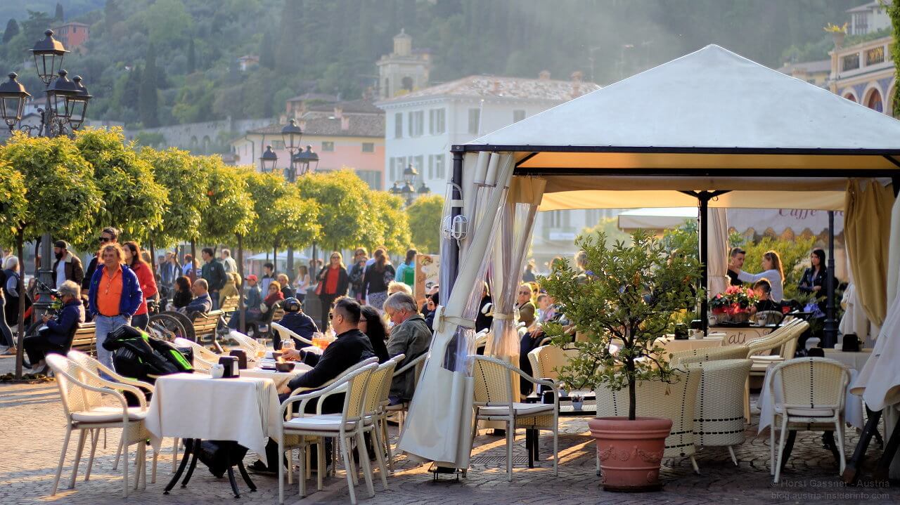 Gargnano - Fest an der Uferpromenade