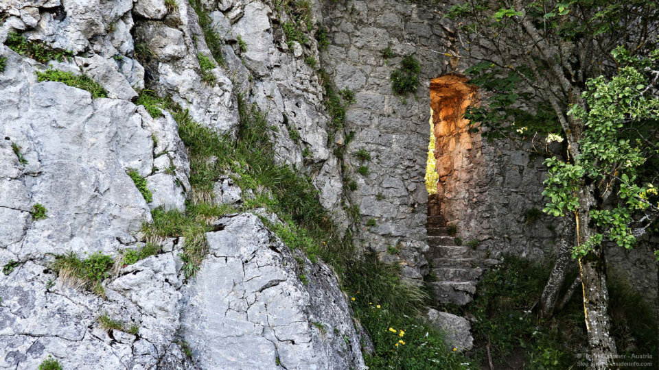 Ruine Wartenfels - Rückseite